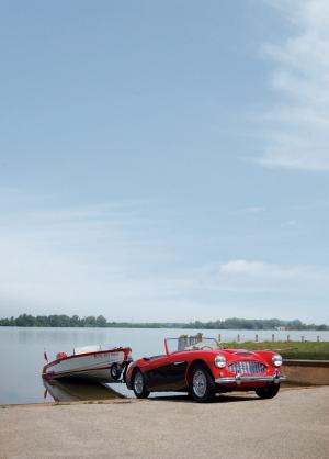 1959 Austin-Healey 100-6 with Healey Ski-Master Speedboat